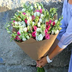 Букет из 25 эустом — купить с доставкой в Сыктывкаре