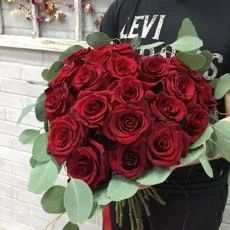 Сердце из роз — купить с доставкой в Сыктывкаре